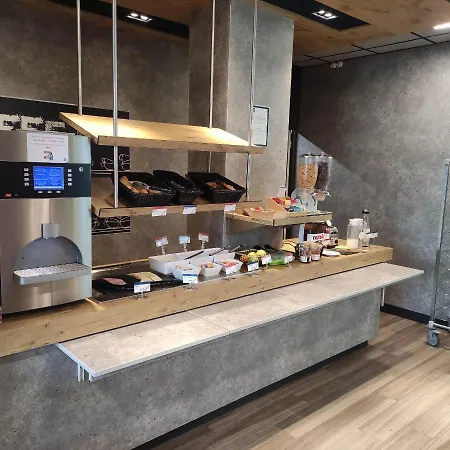 Hotel Ibis Budget Centre Gare Et Congres