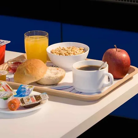 Ibis Budget Centre Gare Et Congres 2* Tours