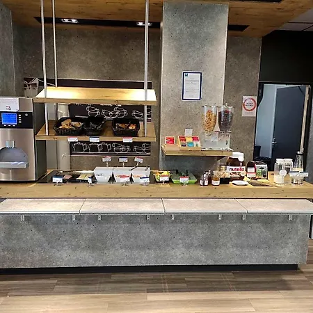 Hotel Ibis Budget Centre Gare Et Congres 2*