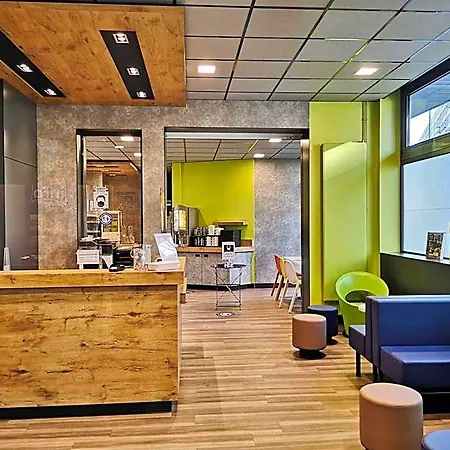 Ibis Budget Centre Gare Et Congres Hotel 2*