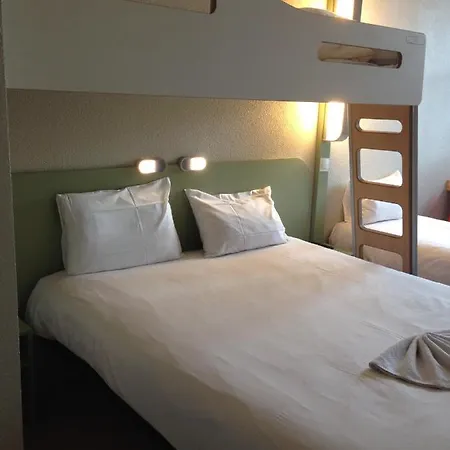 Ibis Budget Centre Gare Et Congres 2* Tours